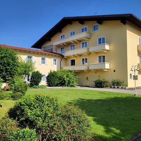Appartementhaus Stoeckl Bad Fussing Bagian luar foto
